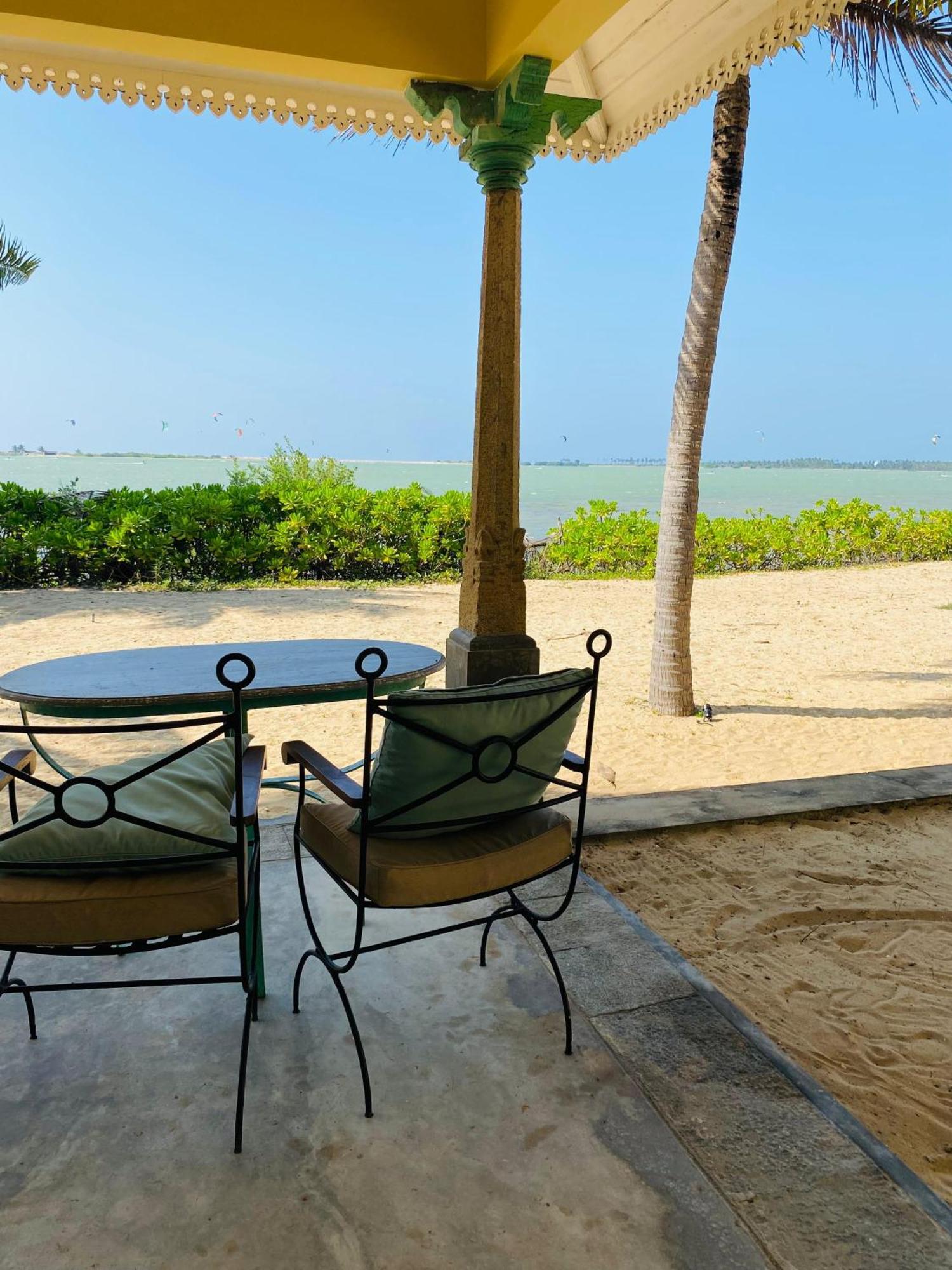 Villa Sethawadi Hotel And Kitesurf Centre 칼피티야 외부 사진