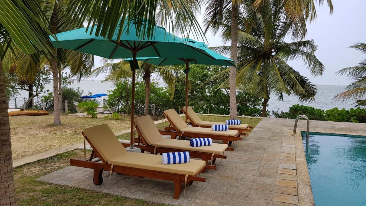 Villa Sethawadi Hotel And Kitesurf Centre 칼피티야 외부 사진